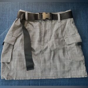 Plaid Cargo Skirt with Buckle Belt - Small
